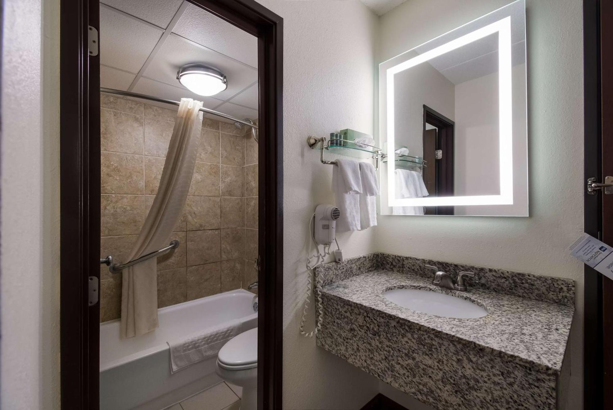 Best Western Bemidji Exterior photo